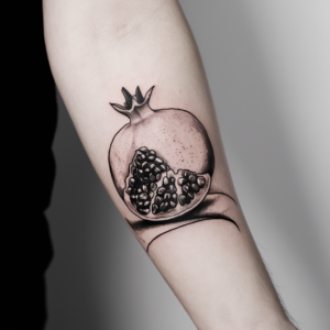 Pomegranate tattoo small - pomegranate tattoo meaning - pomegranate tattoo black and white - pomegranate tattoo persephone - Pomegranate tattoo ideas - pomegranate tattoo fine line